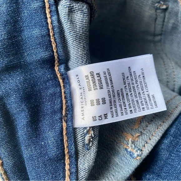 Women's Blue Flared Jeans - Picture 4 of 5